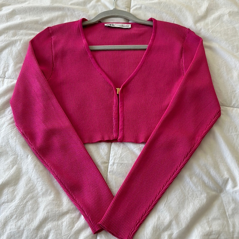 Nice cropped knit